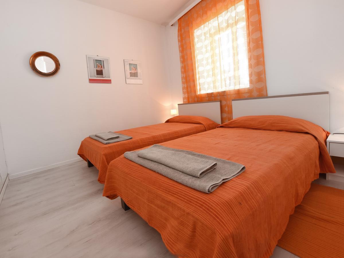 Apartment Andrea Old Town 波雷奇 外观 照片